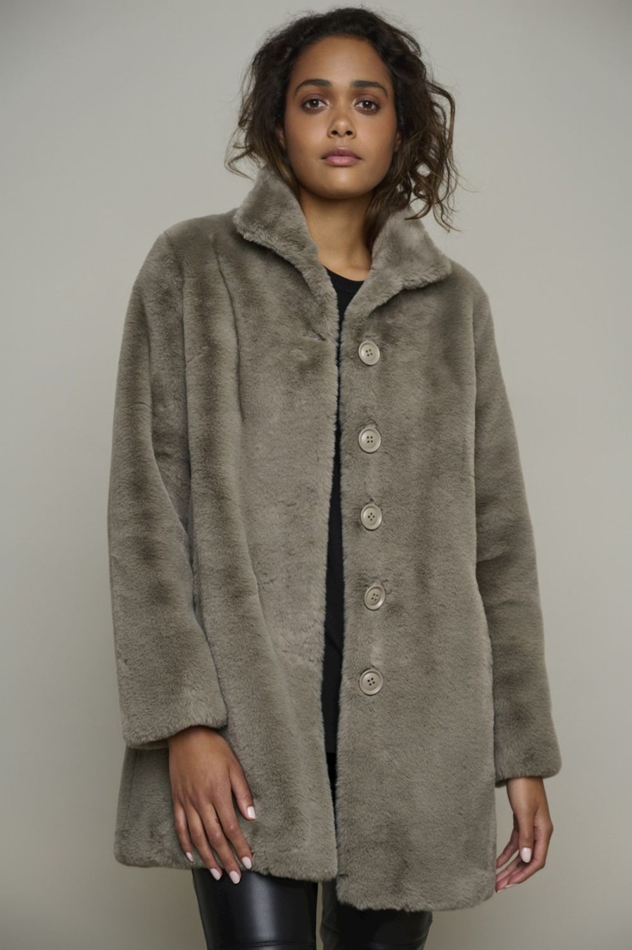 Women Rino & Pelle Coats | Nonna Faux Fur Coat-Fungi