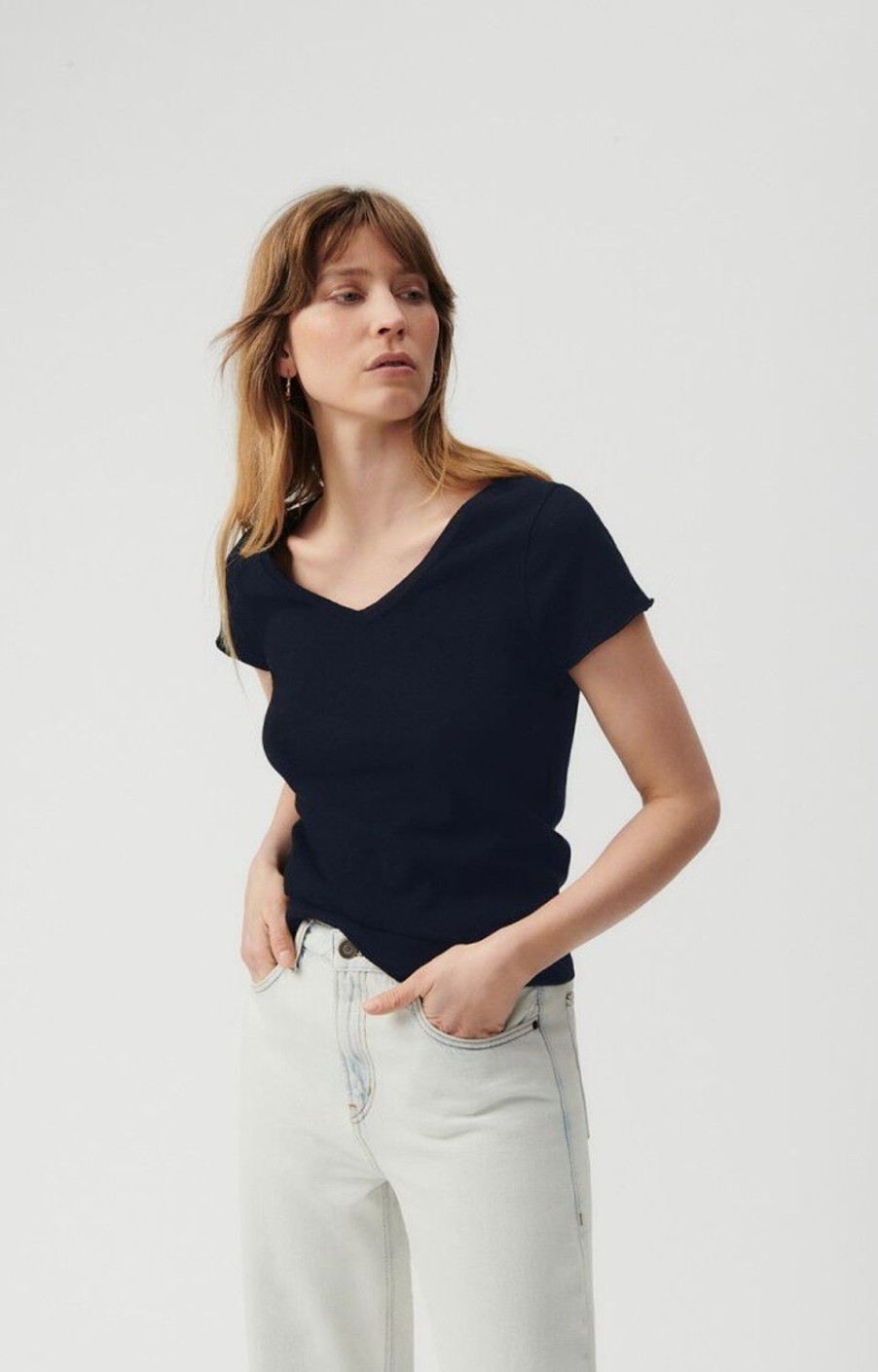 Women American Vintage Tops | Sonoma Tee-Black