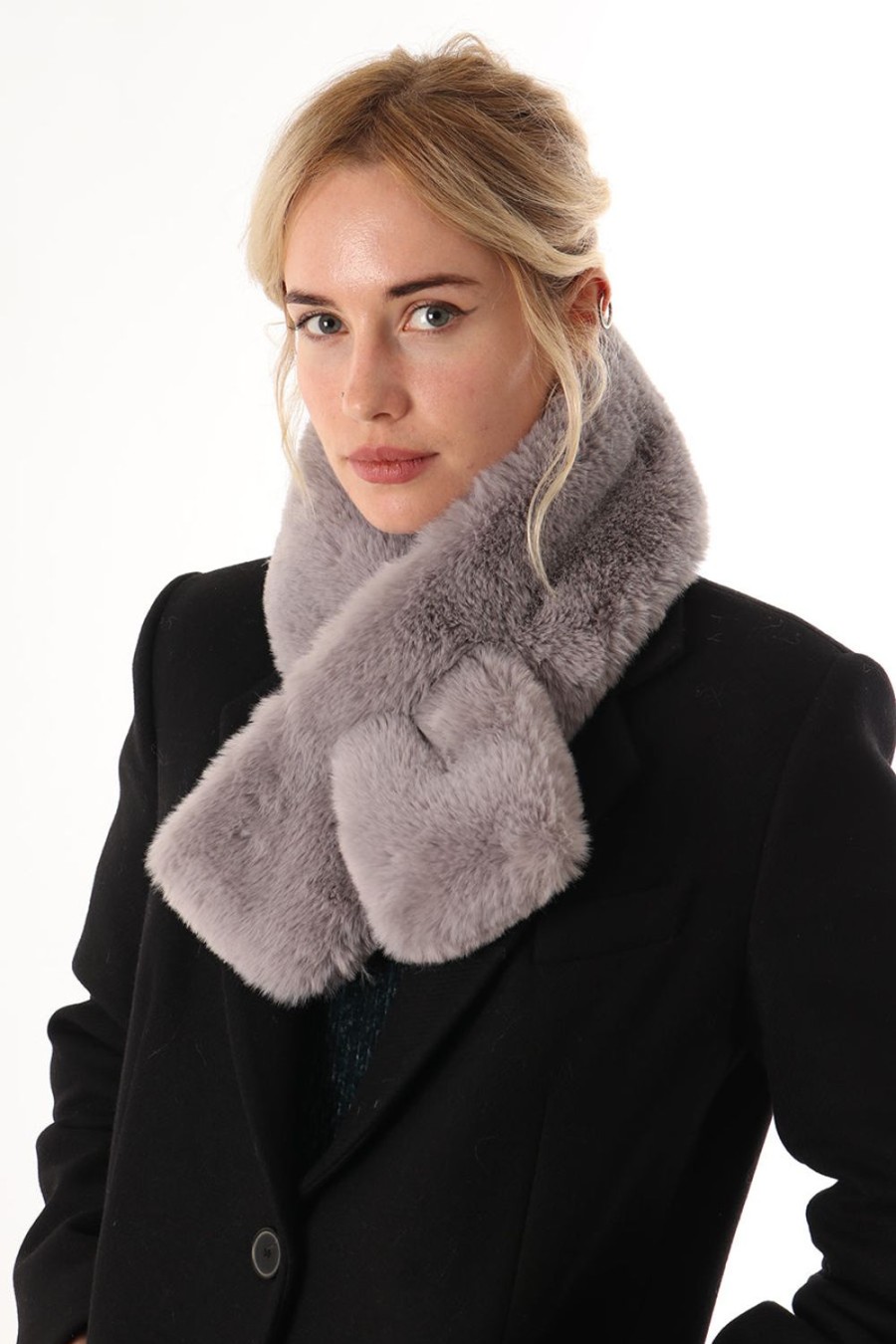 Women Doodie Stark Scarves | Tuck Through Faux Fur Scarf-Medium Grey