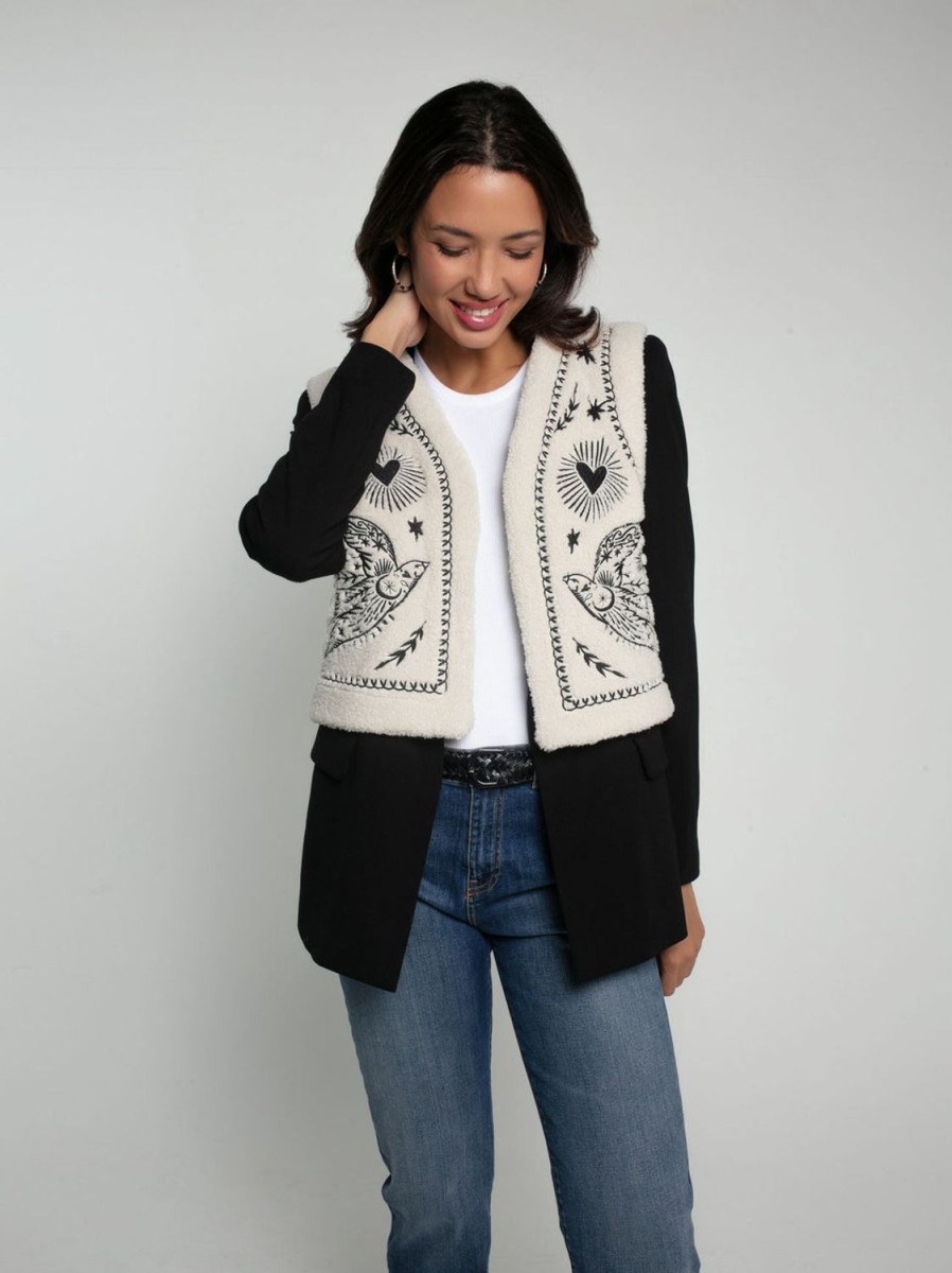 Women Nooki Jackets | Free Bird Faux Shearling Gilet-Cream