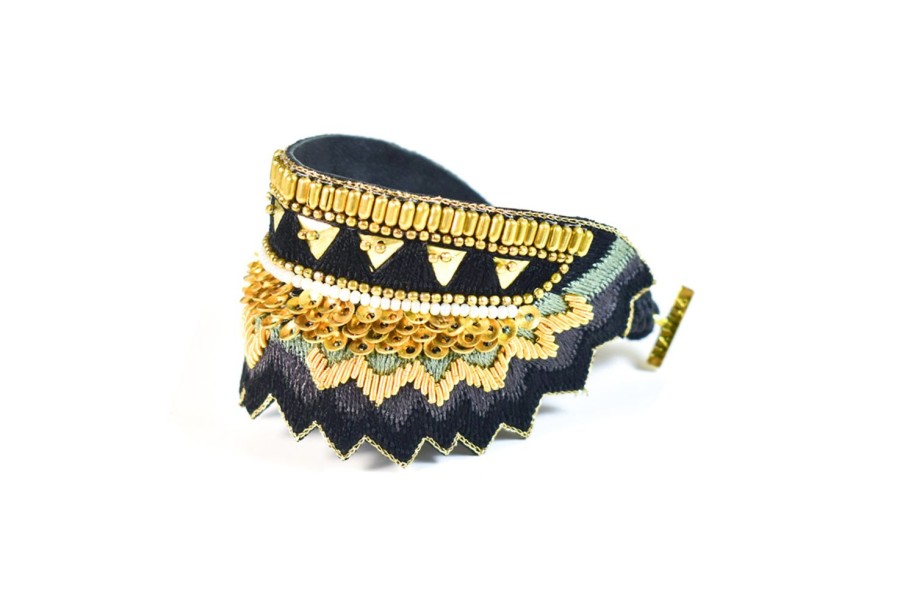 Women Nahua Bracelets | Maheswari Bracelet-Carbone